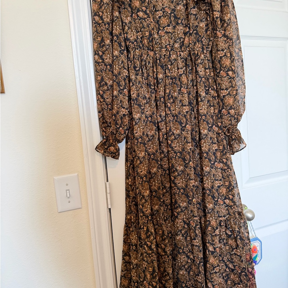 Moon River Black and Brown Floral Maxi Dress - Picture 2 of 3